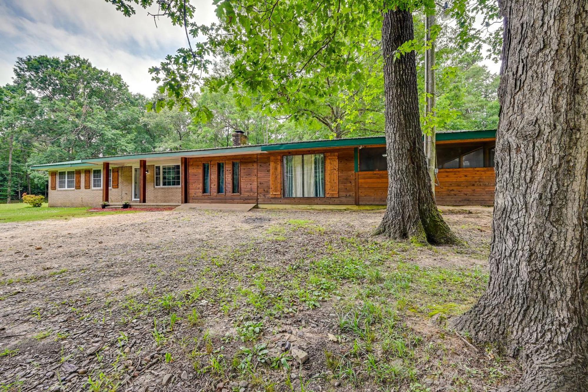 Quiet Abode With Gas Grill About 5 Miles To Broken Bow! Villa Exterior photo