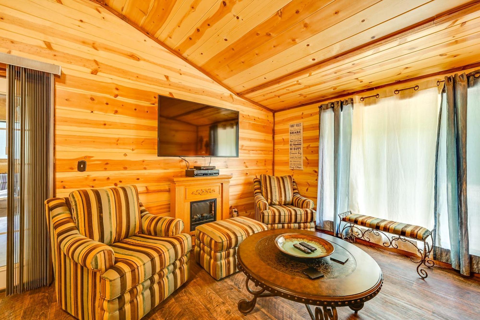 Quiet Abode With Gas Grill About 5 Miles To Broken Bow! Villa Exterior photo