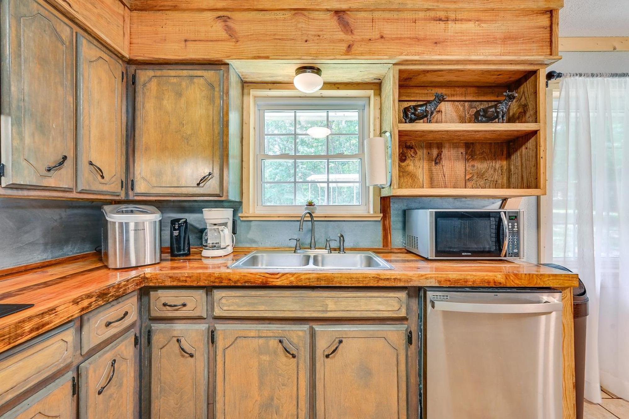 Quiet Abode With Gas Grill About 5 Miles To Broken Bow! Villa Exterior photo